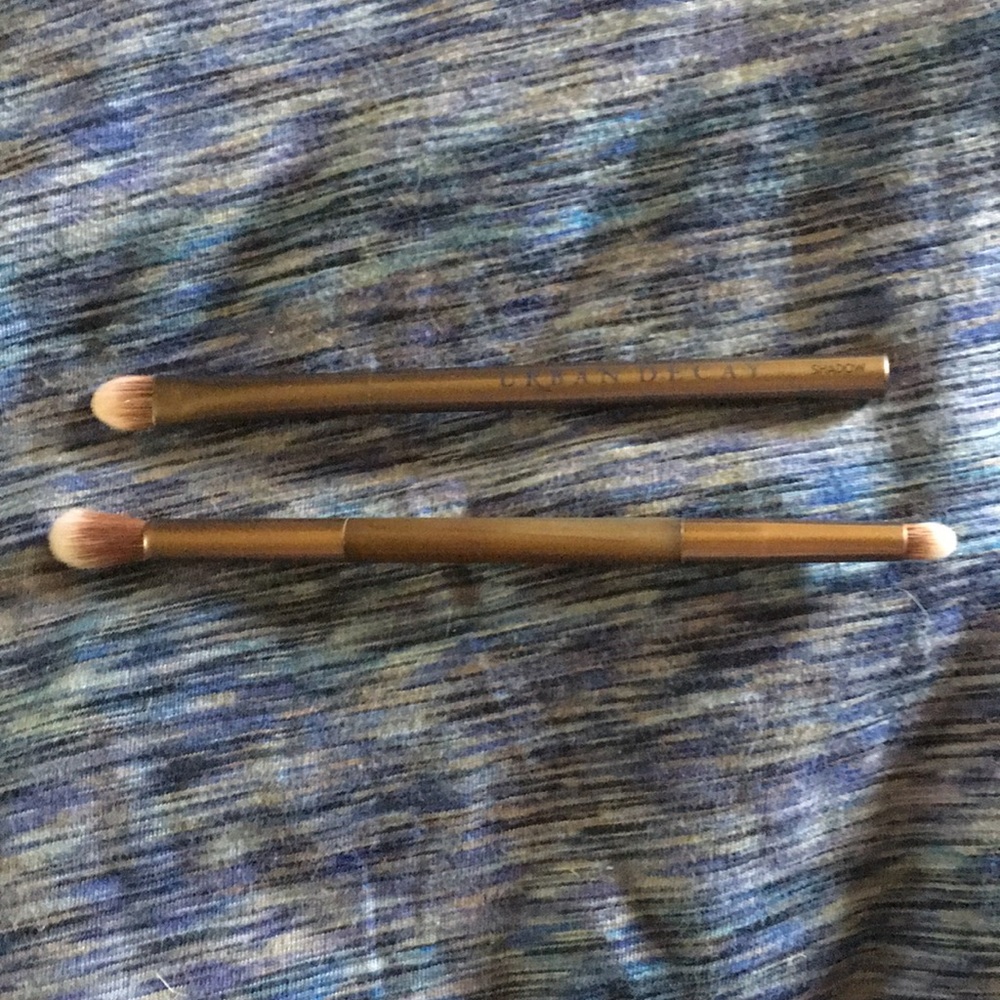 Urban decay set of eye brushes